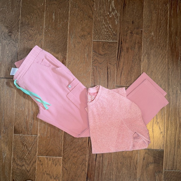 Figs mineral mauve xsmall yola pants with matching salta small - Picture 1 of 1